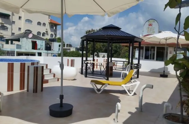 Hotel La Casona Dorada terraza con jacuzzi
